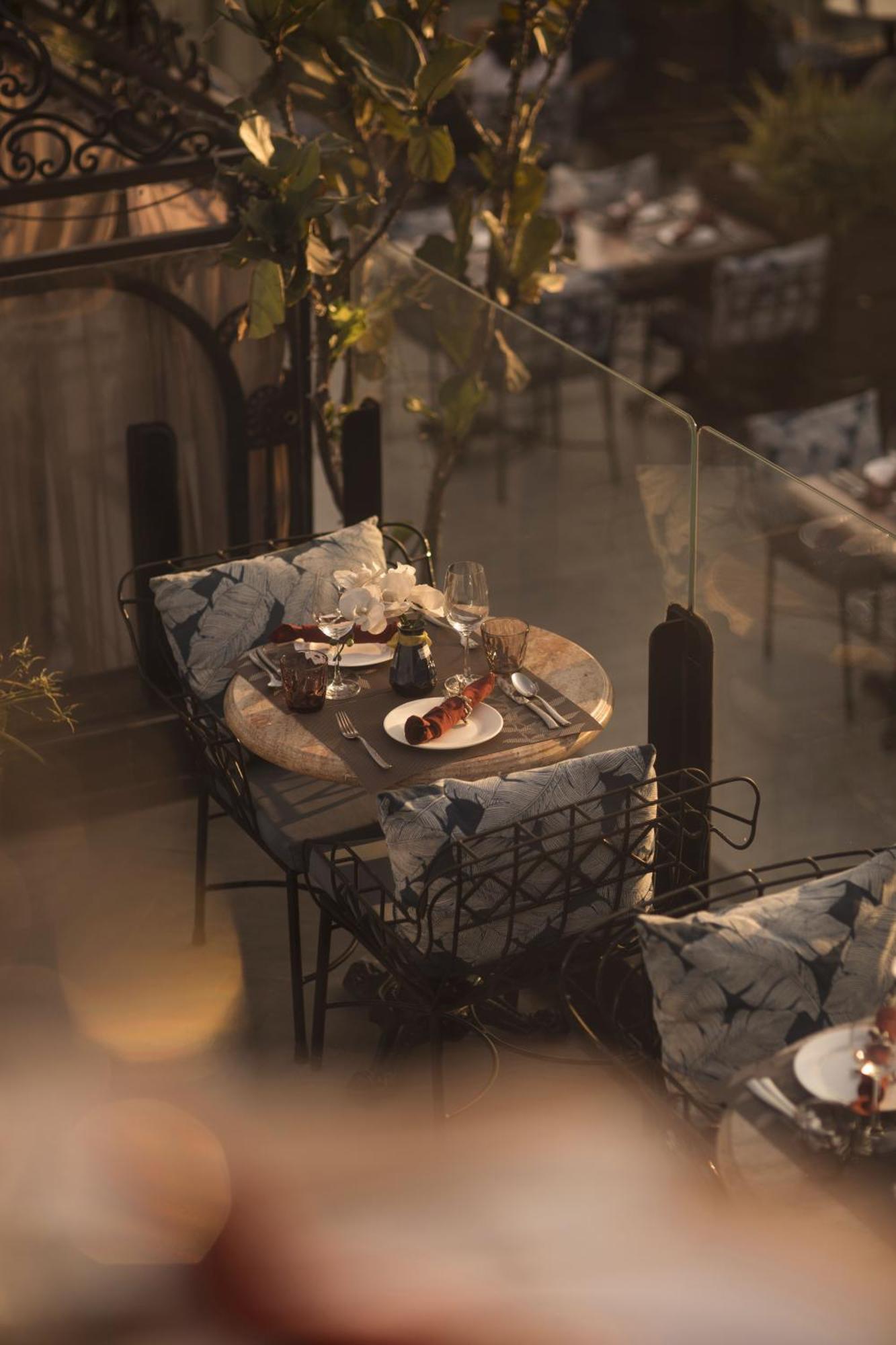 Hanoi Tirant Hotel Екстериор снимка