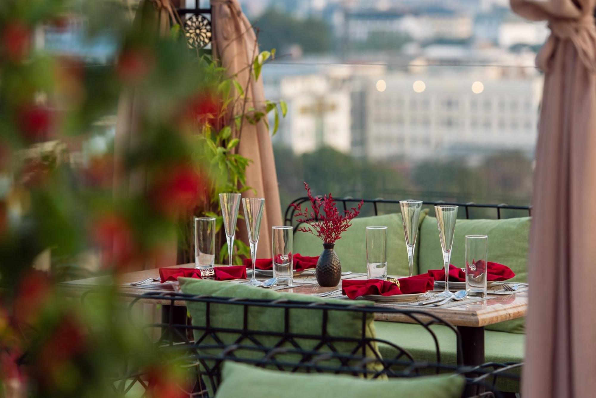 Hanoi Tirant Hotel Екстериор снимка