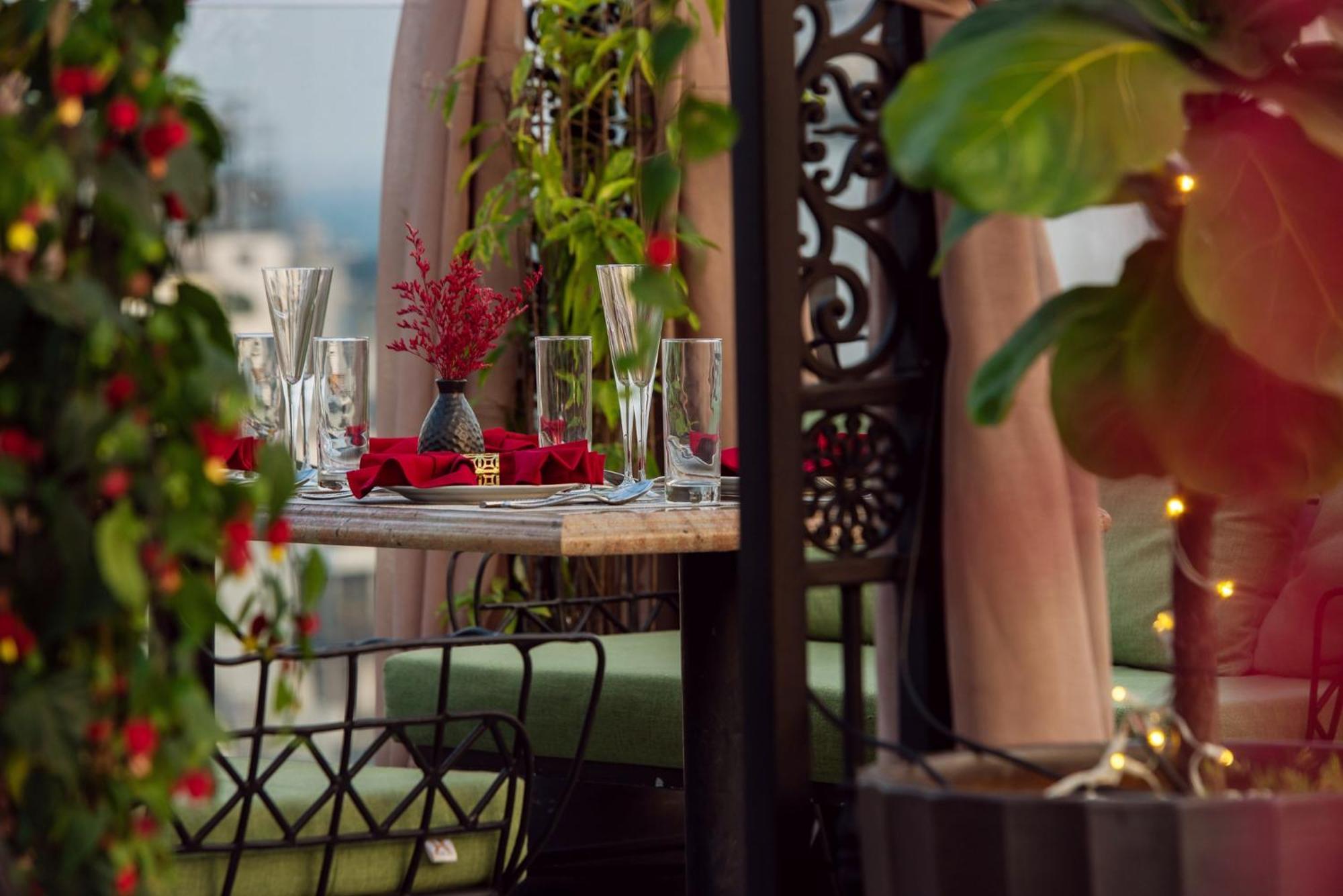 Hanoi Tirant Hotel Екстериор снимка